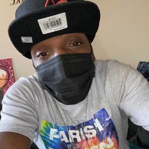 Meet your Posher, Eric